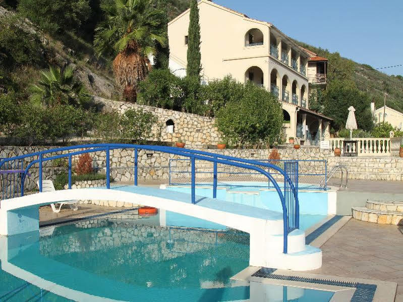 Dimitrakis Apartments 카시오피 외부 사진